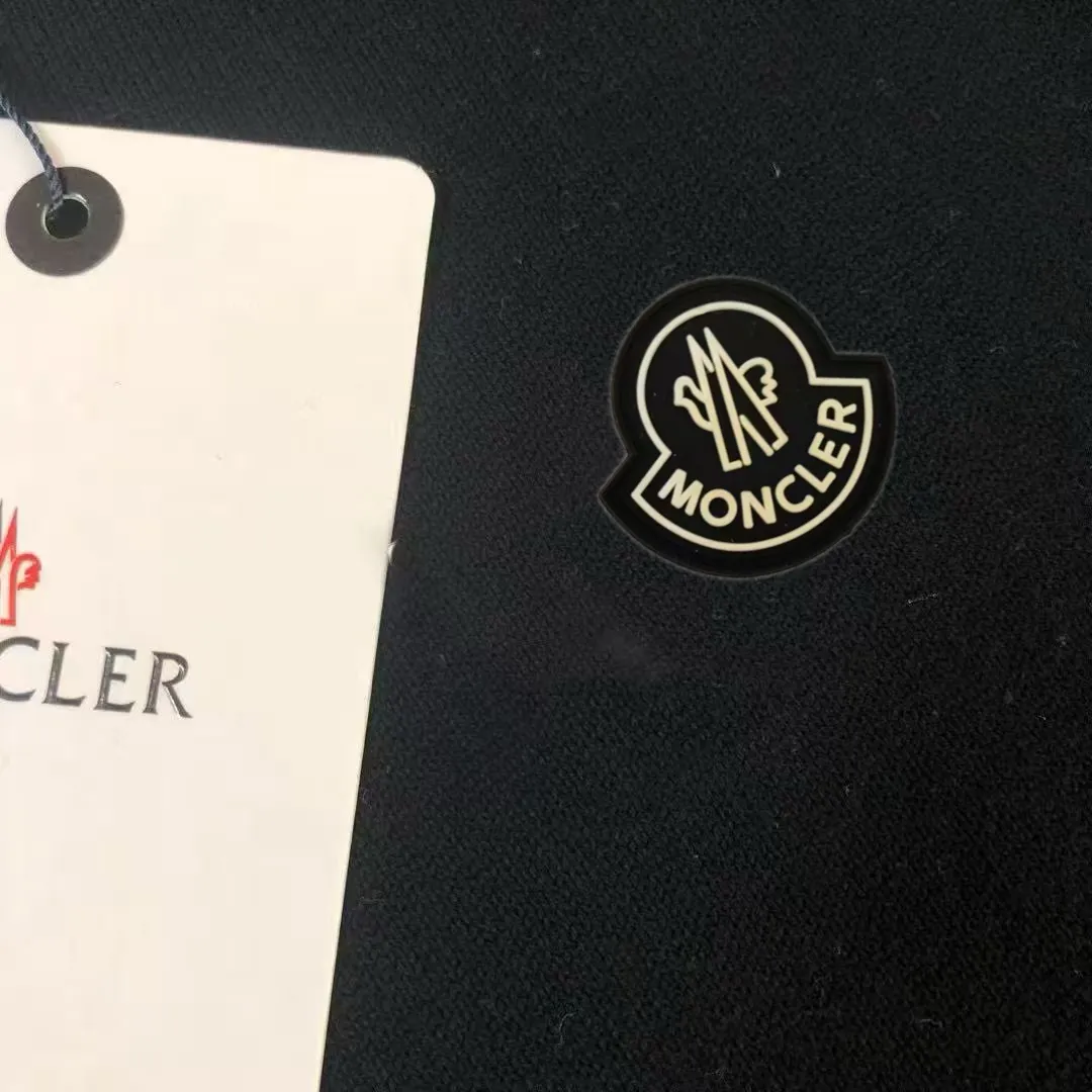 P110，MON*CLER New Arrival ～ Classic 。 ， ， ， ， ， 。 ， logo ， Versatile Hot Sale✨✨ ！ ！ ：Black White Gray Size：M L XL XXL 3XL（ 200 ）